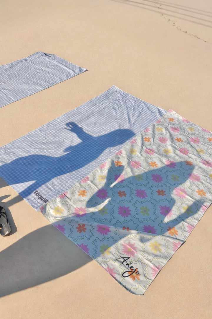 Sand-free Reversible Towel